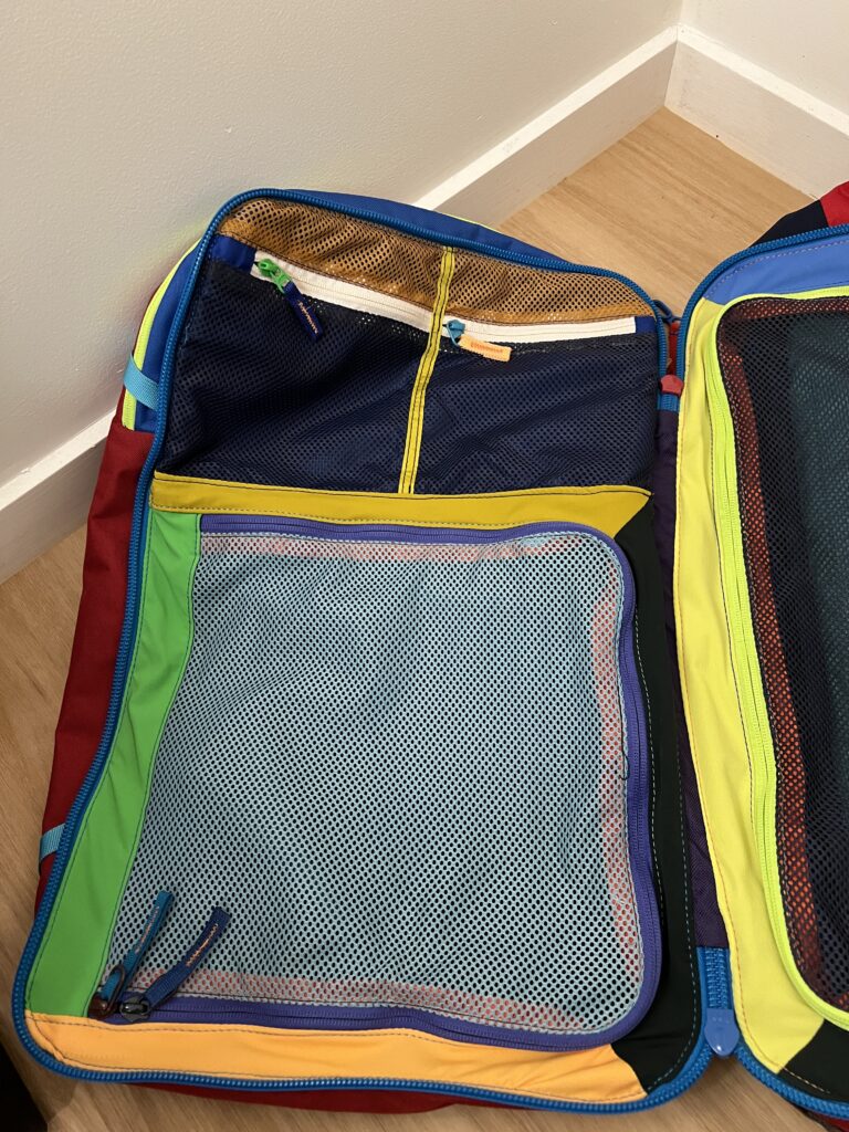 Linke Seite des Rucksacks (Innen)